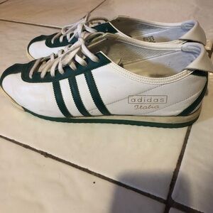 Vintage Adidas ‘italia’ sneakers